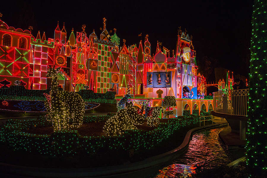 its a small world Holiday